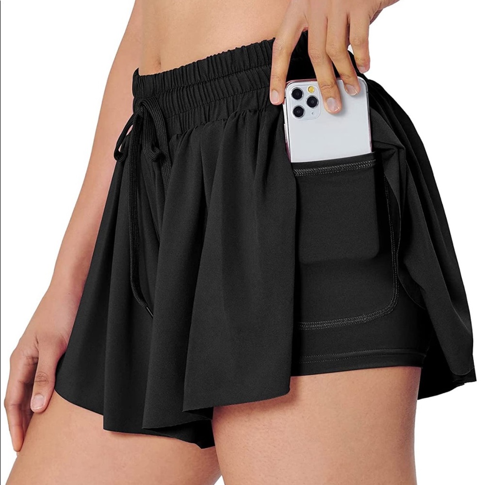 Preppy flowy running shorts for women
